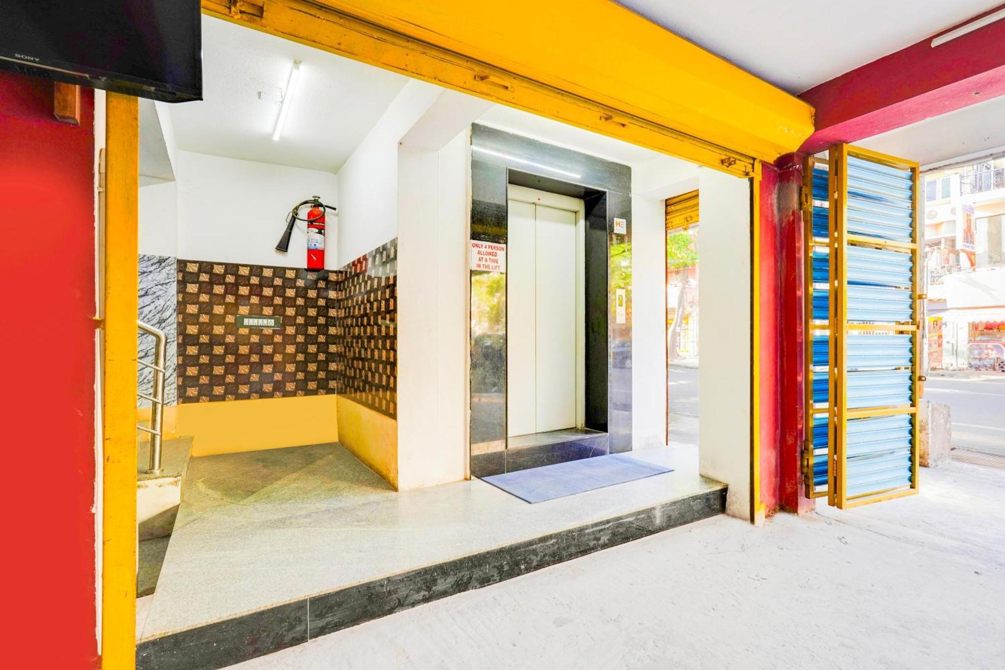 Super Hotel O Heritage Town Formerly Vasavi 蓬蒂切里 外观 照片